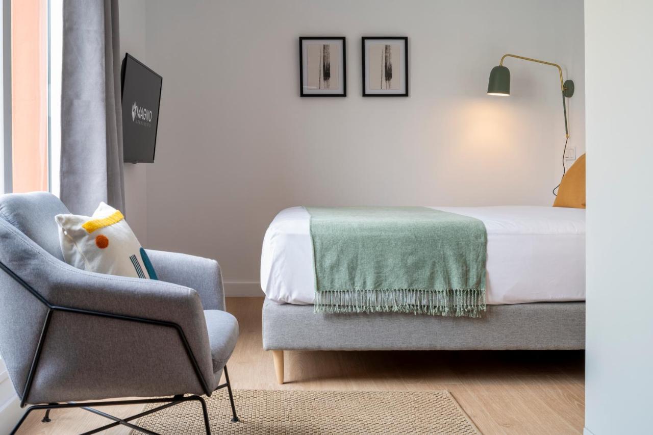 Suites Maestranza Santas Patronas - Penthouse With Jacuzzi And Parking Севиля Екстериор снимка